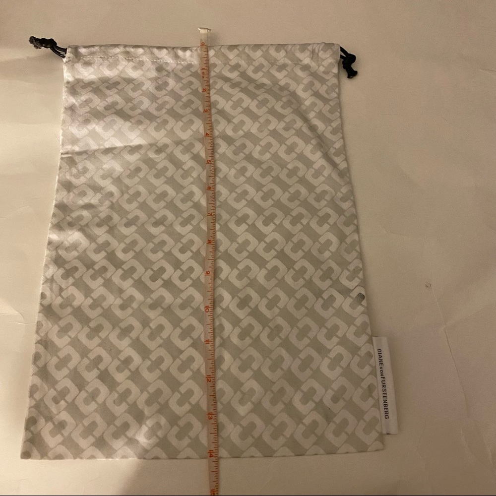 Diane von Furstenberg dust bag - Picture 4 of 6